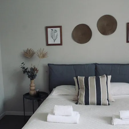 L'angelica Apartahotel Desenzano del Garda