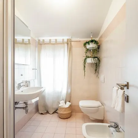 L'angelica Apartahotel Desenzano del Garda